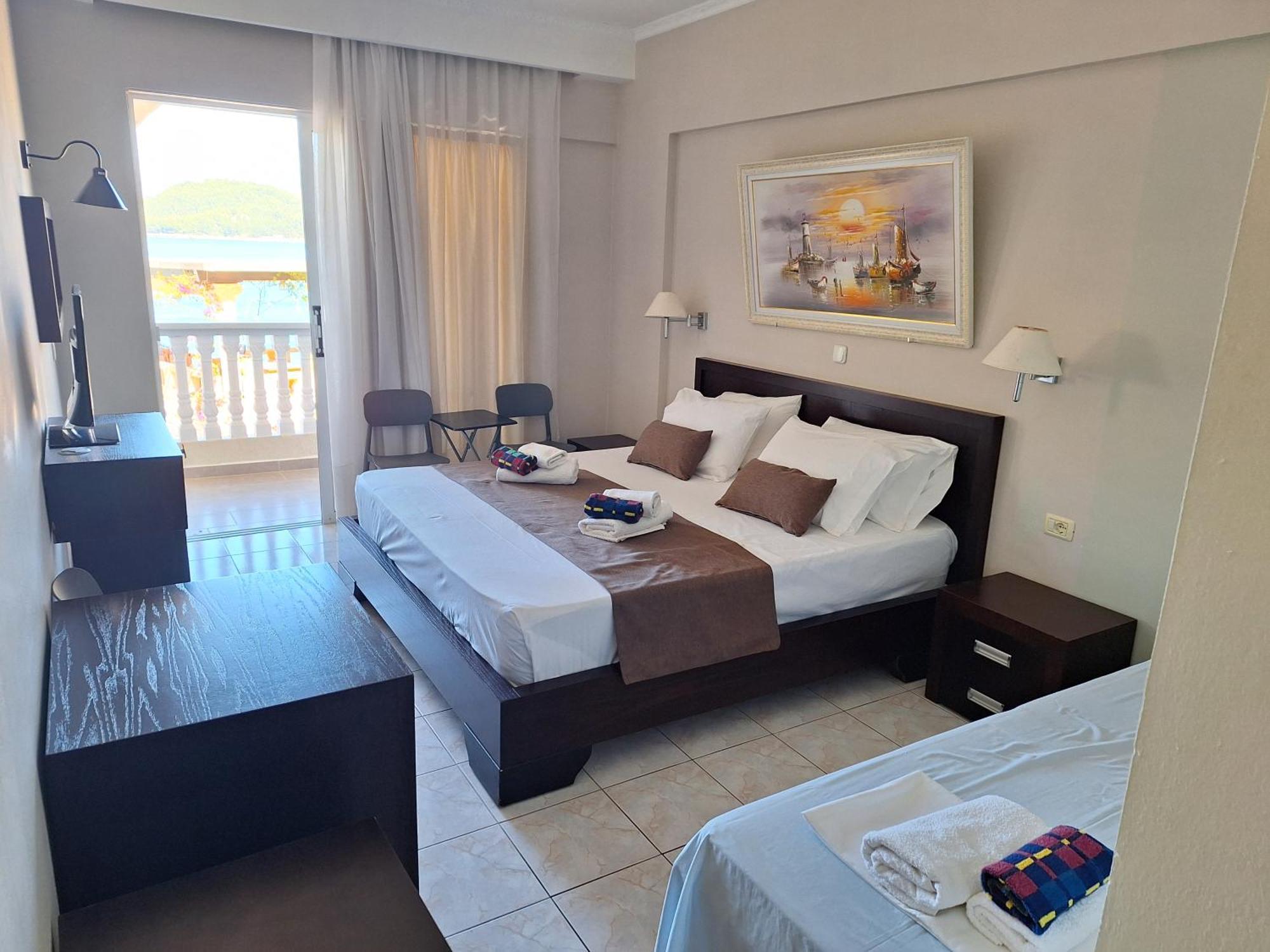 Castle Hotel Himare Eksteriør bilde